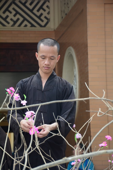 Series photos of activities preparing for the New Year 2020