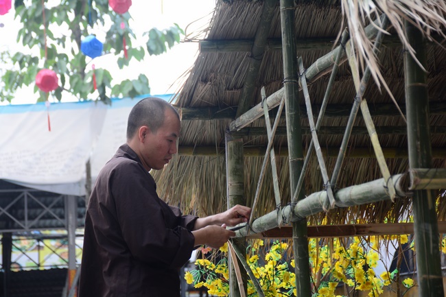 Series photos of activities preparing for the New Year 2020