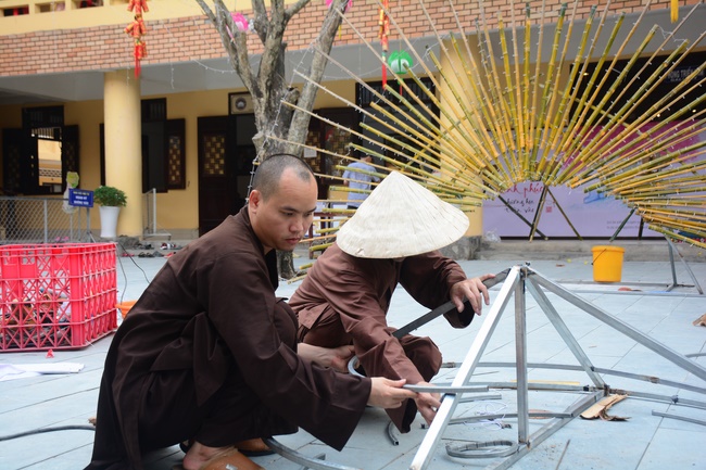 Series photos of activities preparing for the New Year 2020