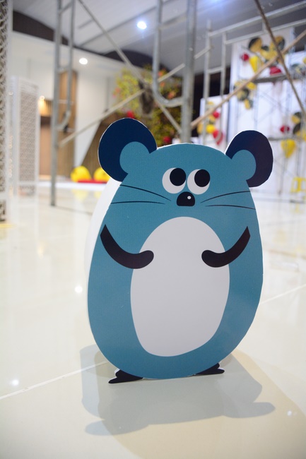 Series photos of activities preparing for the New Year 2020