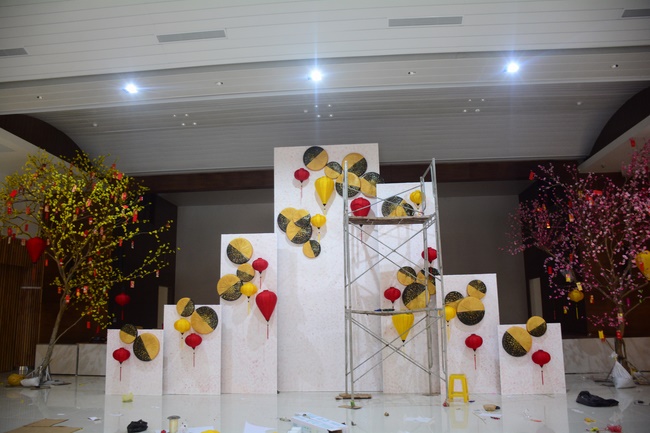 Series photos of activities preparing for the New Year 2020