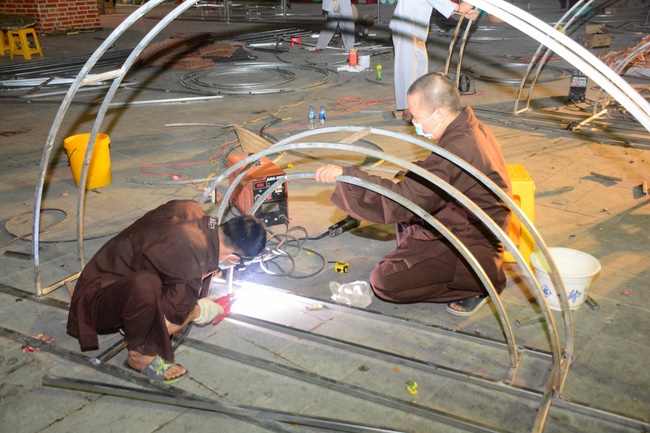 Series photos of activities preparing for the New Year 2020