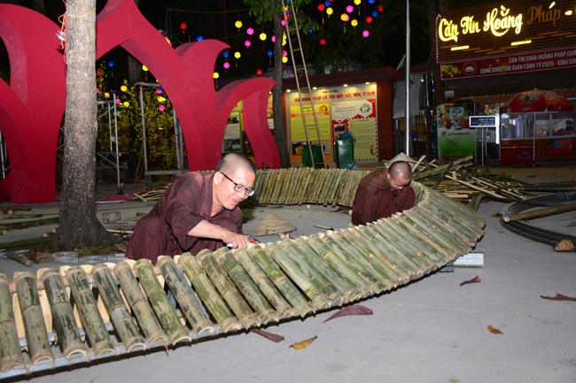 Series photos of activities preparing for the New Year 2020