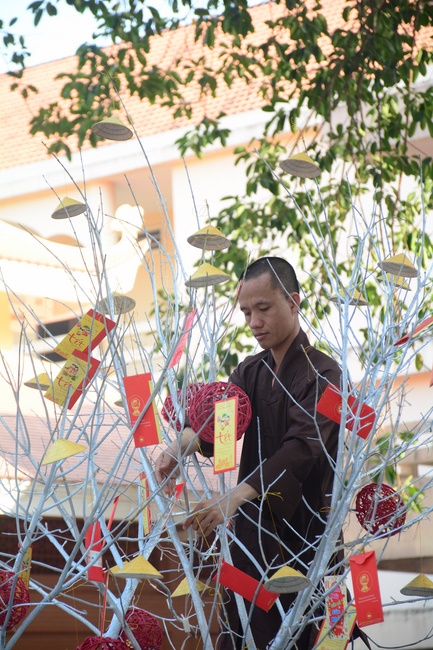 Series photos of activities preparing for the New Year 2020