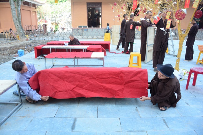 Series photos of activities preparing for the New Year 2020