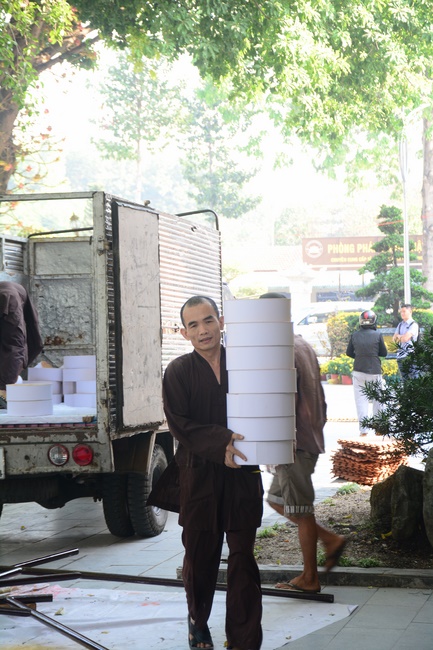 Series photos of activities preparing for the New Year 2020