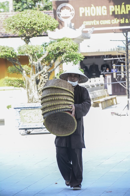 Series photos of activities preparing for the New Year 2020