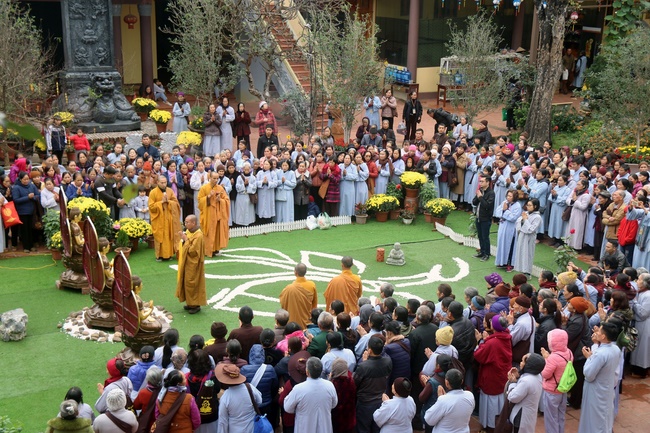 The Gratitude Ceremony at Hoa Phuc Pagoda in Ha Noi