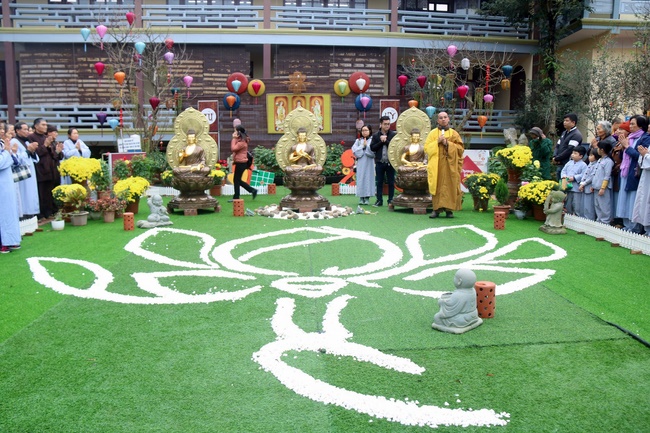 The Gratitude Ceremony at Hoa Phuc Pagoda in Ha Noi