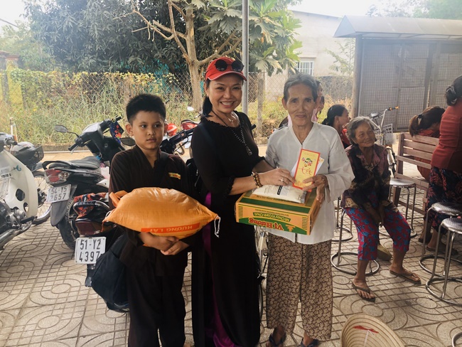 Từ thiện tại Củ Chi