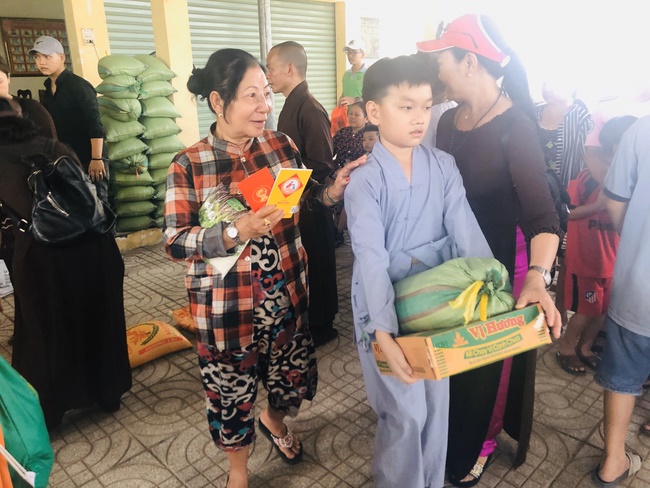 Từ thiện tại Củ Chi