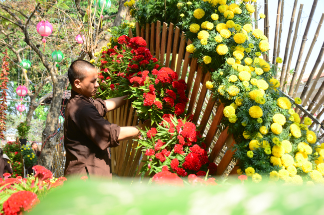 Series photos of activities preparing for the New Year 2020