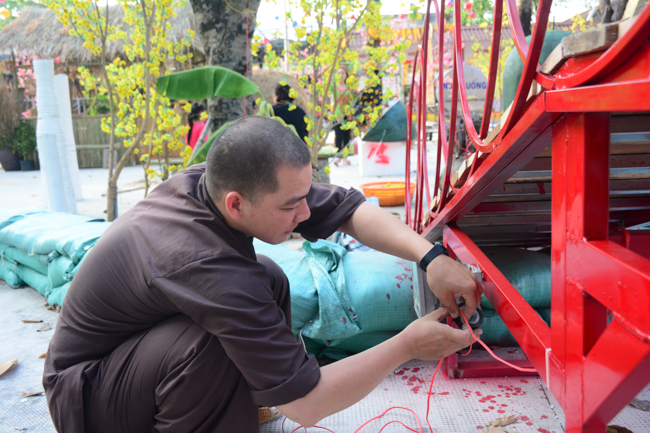 Series photos of activities preparing for the New Year 2020