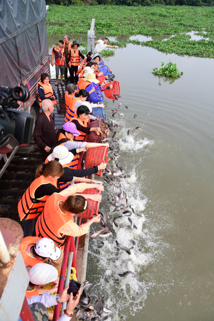 Phóng sanh tại Củ Chi