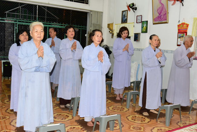 Tu niệm Phật một ngày Cần Thơ