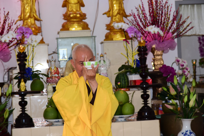 Tu niệm Phật một ngày Cần Thơ