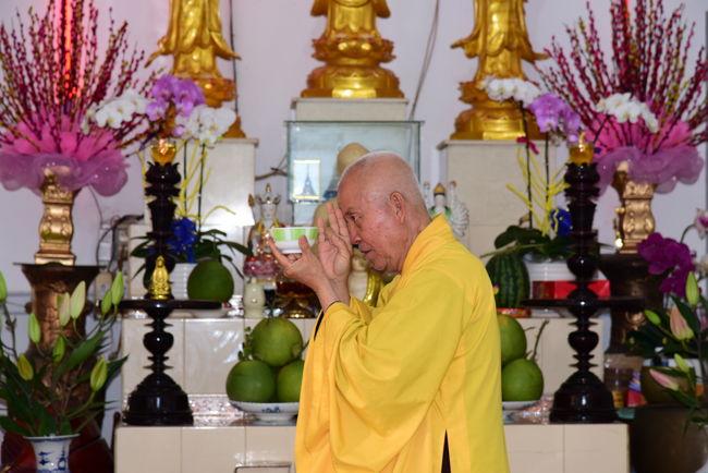 Tu niệm Phật một ngày Cần Thơ