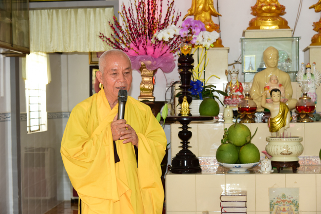 Tu niệm Phật một ngày Cần Thơ