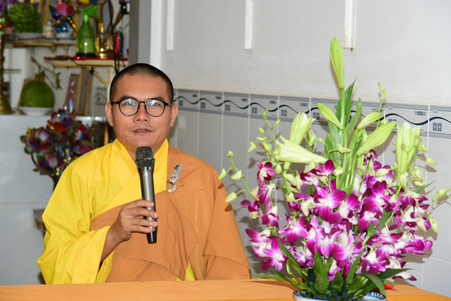 Tu niệm Phật một ngày Cần Thơ