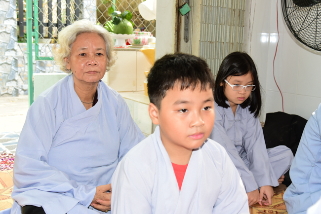 Tu niệm Phật một ngày Cần Thơ