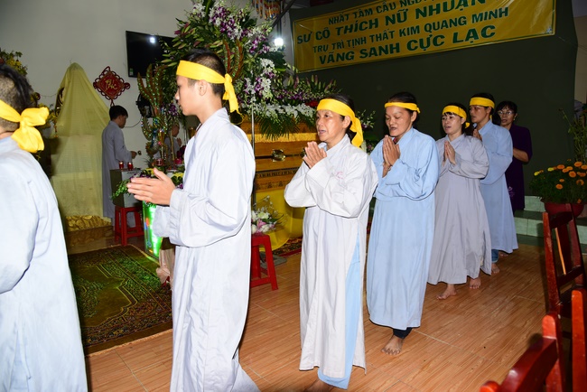 The rite praying for rebirth to Nun Ven. Thich Nu Nhuan Nha