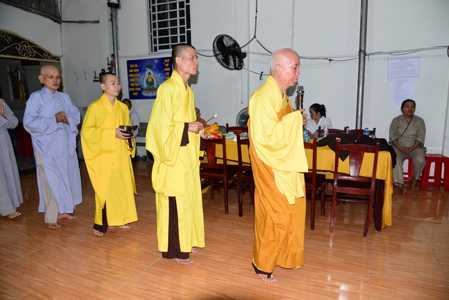The rite praying for rebirth to Nun Ven. Thich Nu Nhuan Nha