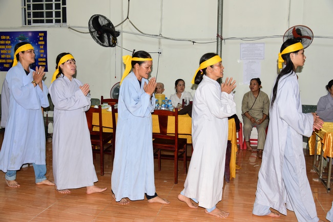 The rite praying for rebirth to Nun Ven. Thich Nu Nhuan Nha