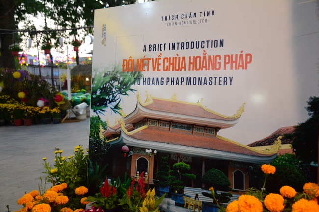 Series photos of activities preparing for the New Year 2020