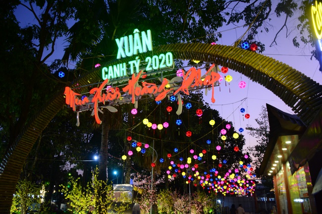 Series photos of activities preparing for the New Year 2020