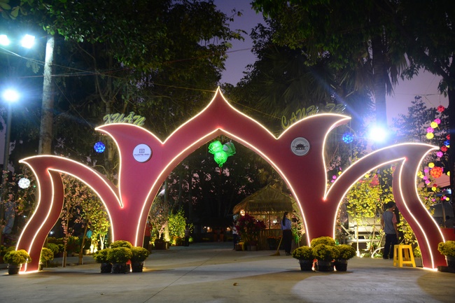 Series photos of activities preparing for the New Year 2020