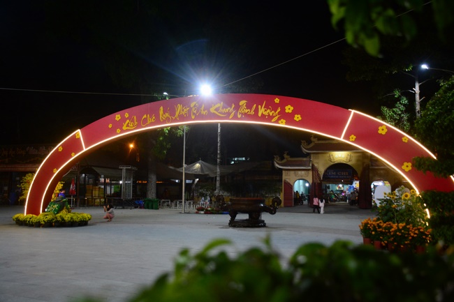 Series photos of activities preparing for the New Year 2020