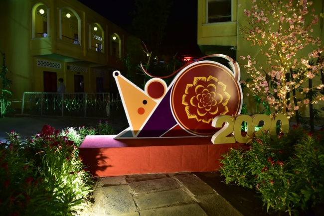 Series photos of activities preparing for the New Year 2020