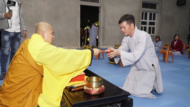 New Year's Eve at Dong Cao Pagoda - Thanh Hoa