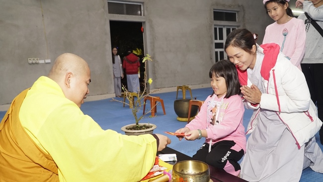 New Year's Eve at Dong Cao Pagoda - Thanh Hoa