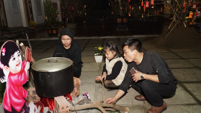 New Year's Eve at Dong Cao Pagoda - Thanh Hoa