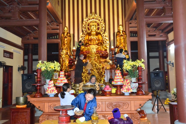 Welcoming the spring at Tay Khanh pagoda, Thai Binh