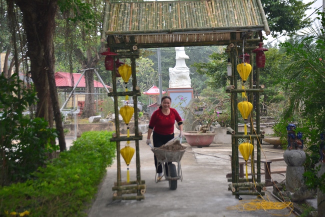 Welcoming the spring at Tay Khanh pagoda, Thai Binh