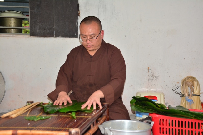 Welcoming the spring at Tay Khanh pagoda, Thai Binh