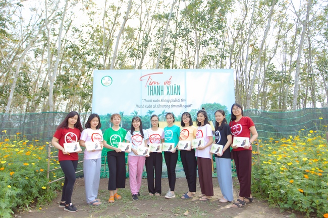 Đón xuân tại chùa Tây Pháp, Tây Ninh