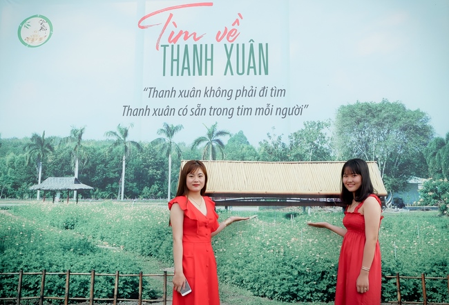 Đón xuân tại chùa Tây Pháp, Tây Ninh