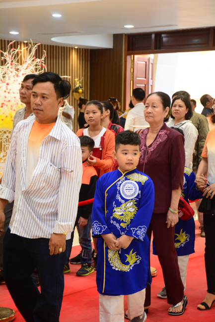 Series of photos on the 2nd day of Tet Holiday