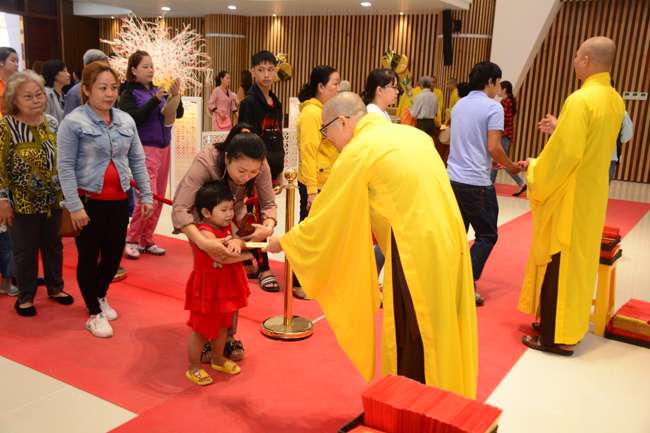 Series of photos on the 2nd day of Tet Holiday