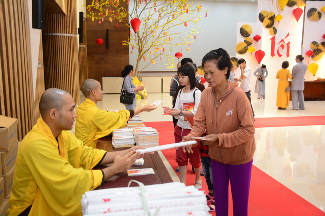 Series of photos on the 2nd day of Tet Holiday