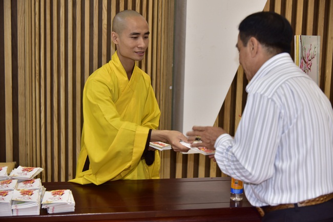 Over 79,000 red pockets had been given in the first day of Rat Year