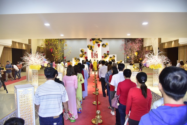 Over 79,000 red pockets had been given in the first day of Rat Year