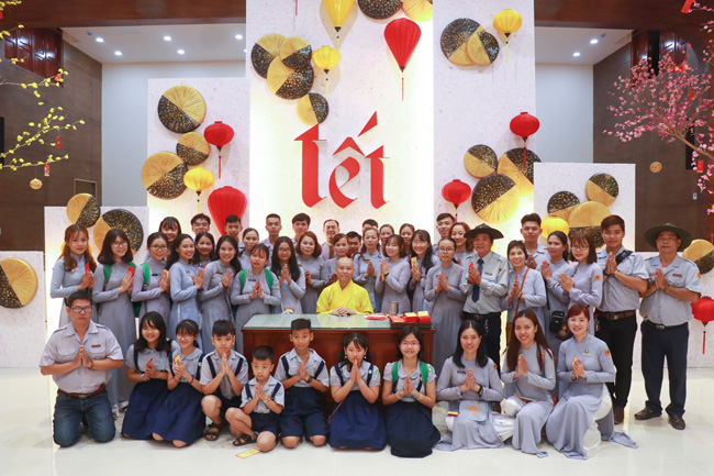 Over 79,000 red pockets had been given in the first day of Rat Year