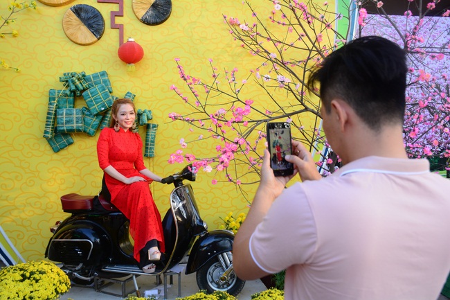 Over 79,000 red pockets had been given in the first day of Rat Year