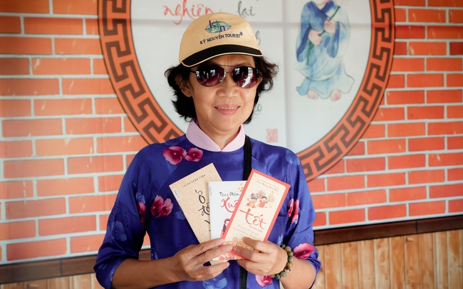 Chùm ảnh mồng hai Tết tại chùa Tây Pháp