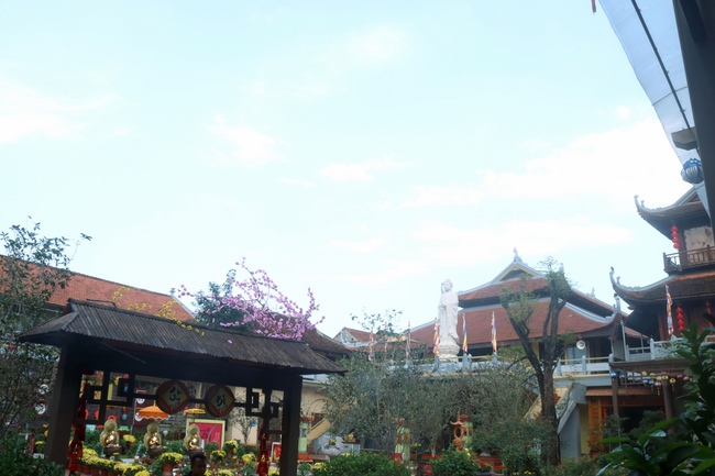 New Year of Peace at the region of Hoa Phuc Pagoda