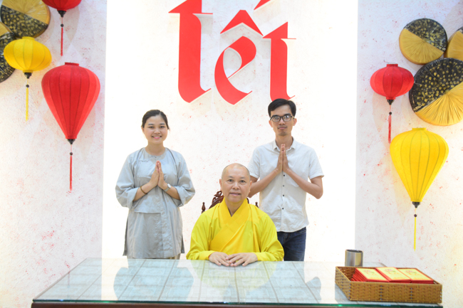 Series of photos on the 3rd day of Tet Holiday